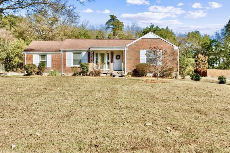 221 Peeler Trl, Madison, TN 37115