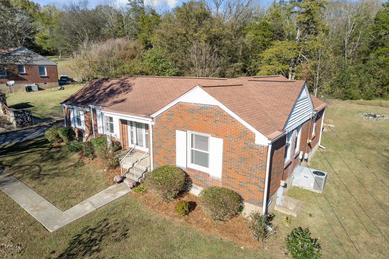 221 Peeler Trl, Madison, TN 37115