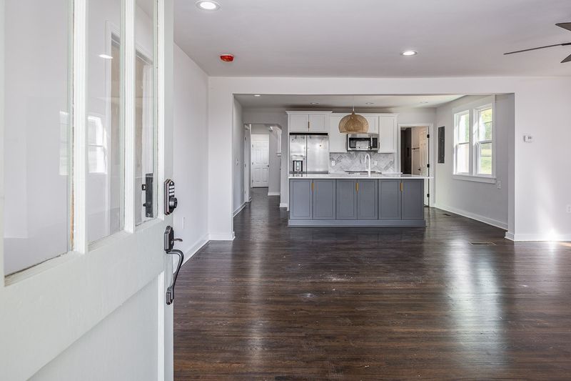 3900 Hydes Ferry Rd, Nashville, TN 37218