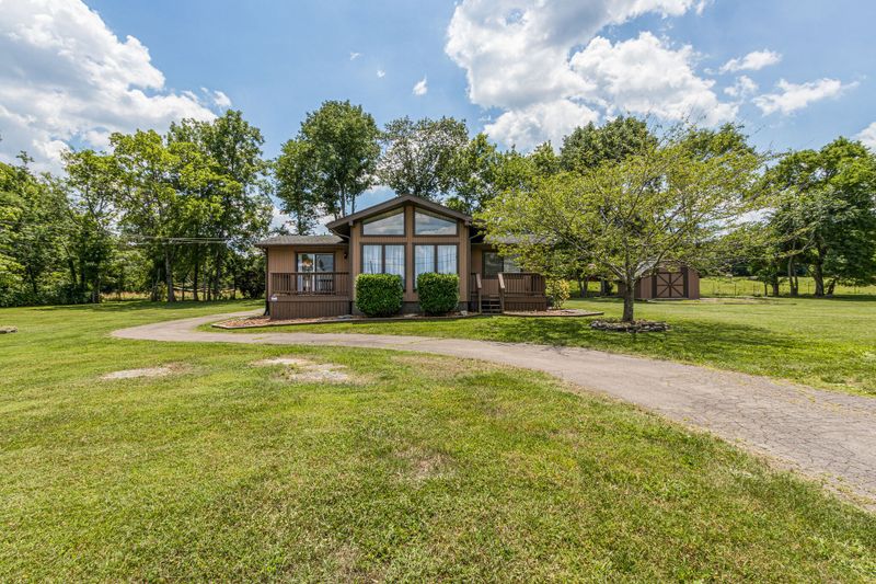9527 Franklin Rd, Murfreesboro, TN 37128