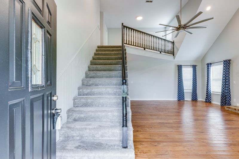 2517 Summer Oaks Cir, Summertown, TN 38483