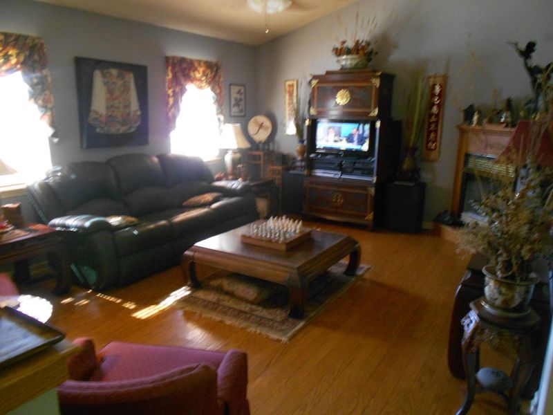 145 Oakview Dr, Rossville, GA 30741
