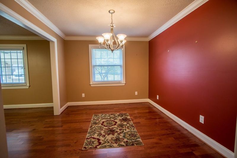 1116 Park Forrest Dr, Fort Oglethorpe, GA 30742