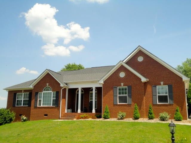 221 Lillie Dr, Chickamauga, GA 30707