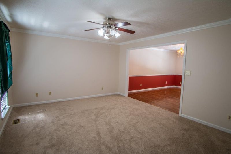 89 Southwood Cir, Ringgold, GA 30736