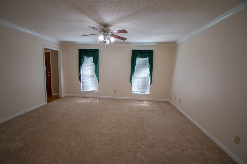 89 Southwood Cir, Ringgold, GA 30736