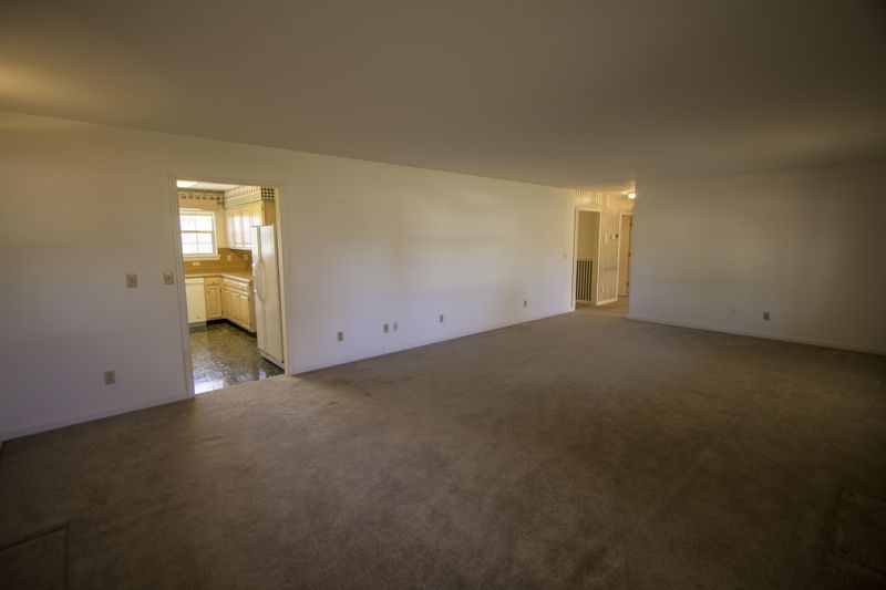 115 Chris Ln, Chickamauga, GA 30707