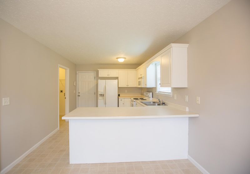 97 Boxer Ln, Rock Spring, GA 30739