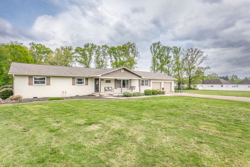 106 Coleman Ln, Chickamauga, GA 30707