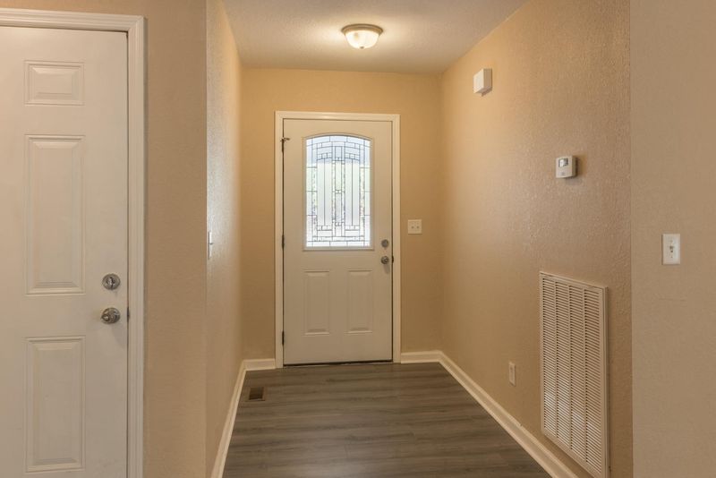 65 Peavine Way, Rock Spring, GA 30739