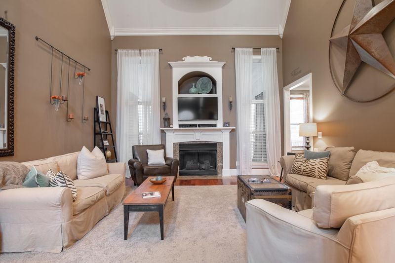 275 Lonesome Dove Ln, Ringgold, GA 30736