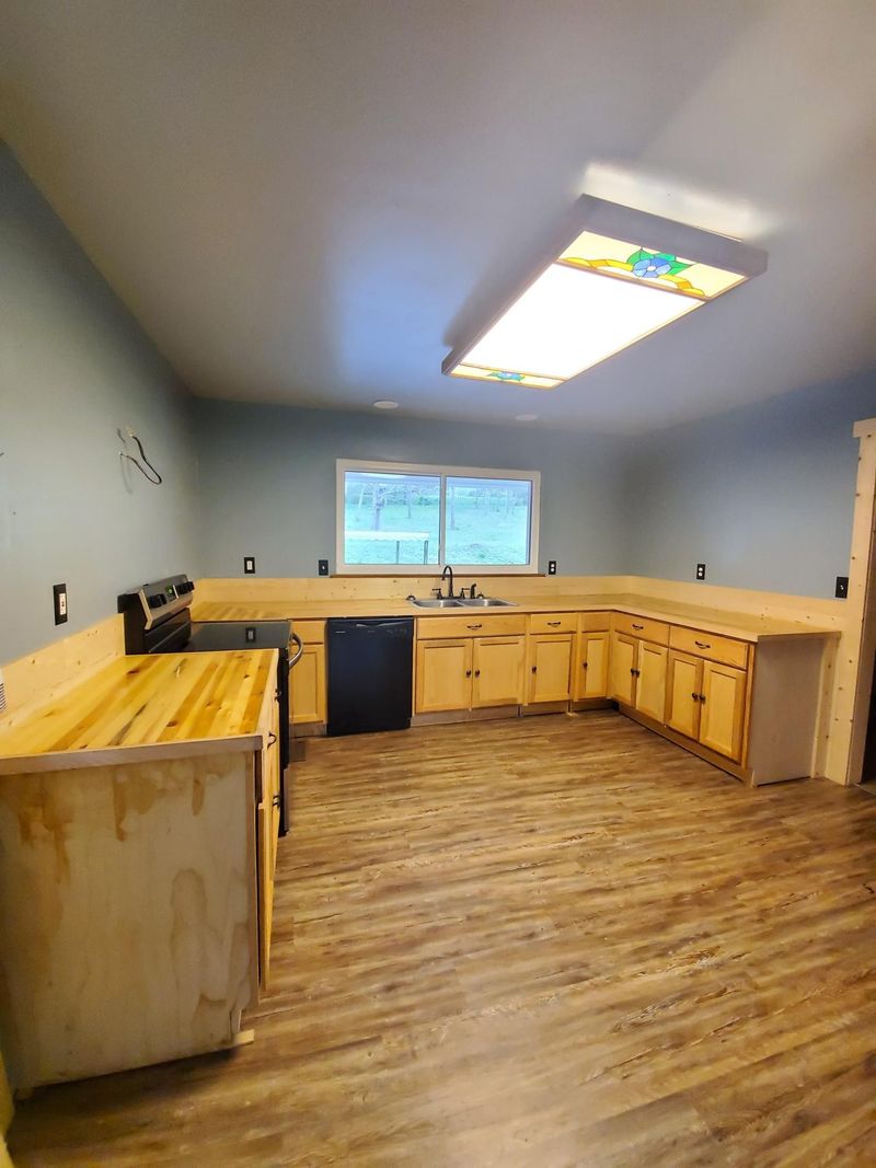 262 Gray St, Graysville, GA 30726