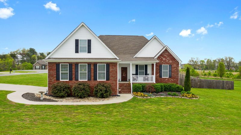 47 Hudson Bend Dr, Rock Spring, GA 30739