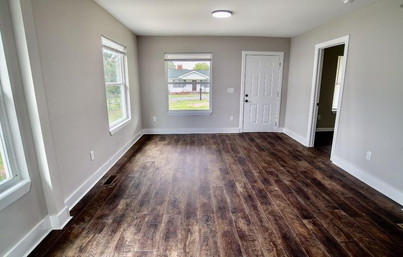 735 Claire St, Rossville, GA 30741