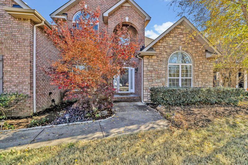 221 Foundry Cir, Murfreesboro, TN 37128