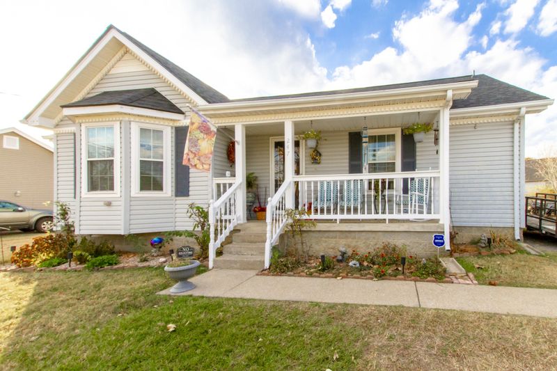 247 Fergus Rd, La Vergne, TN 37086