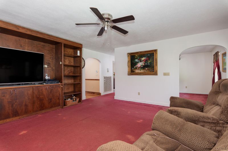 783 Worley Chapel Rd, Trenton, GA 30752