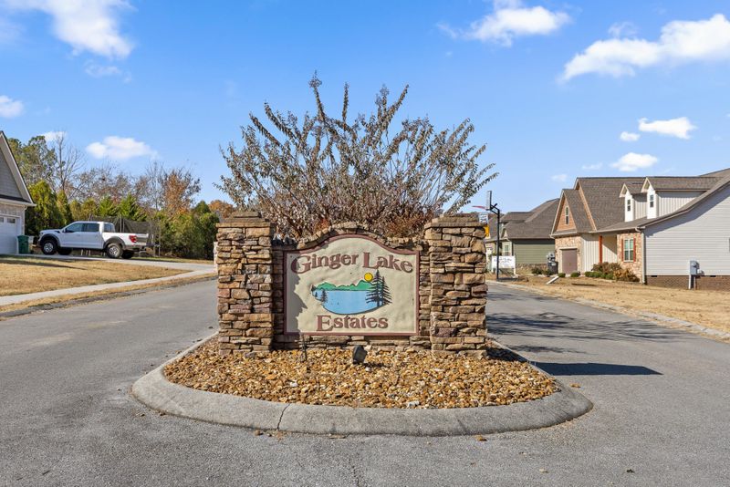352 Ginger Lake Dr, Rock Spring, GA 30739