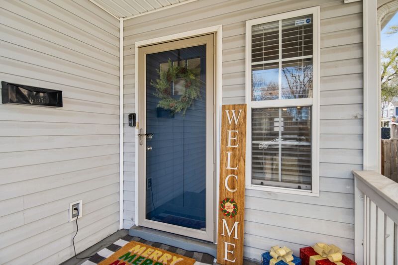16 Decatur St, Nashville, TN 37210