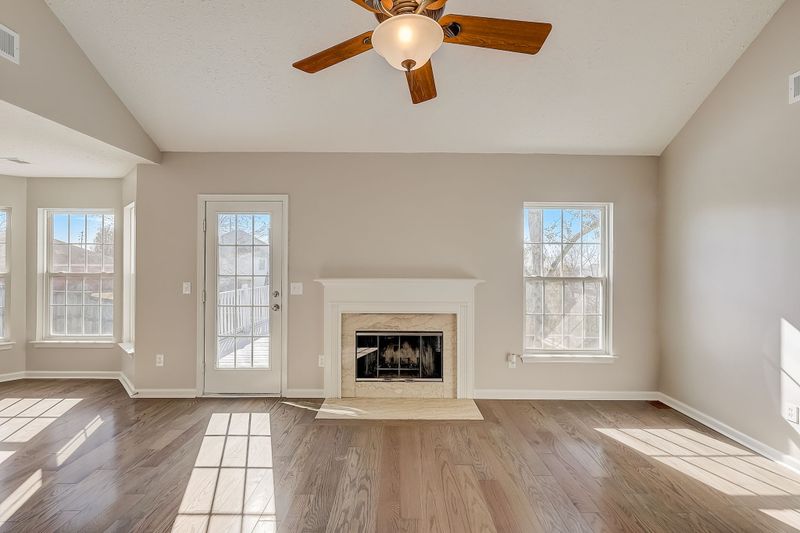 2673 Paradise Dr, Spring Hill, TN 37174