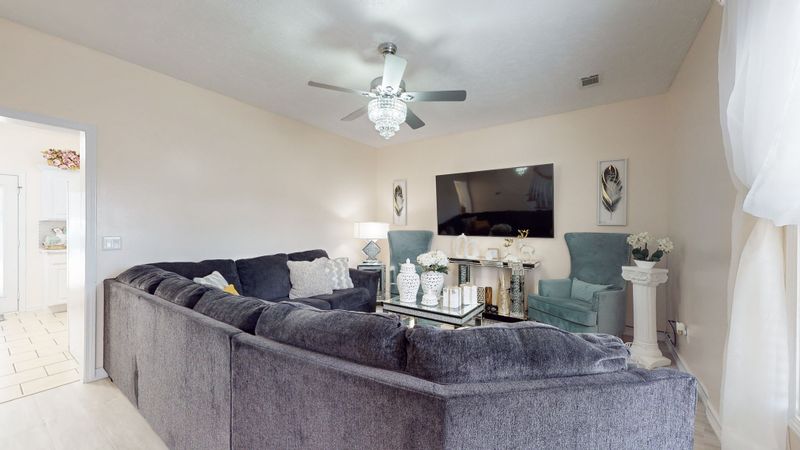 7002 Bridgewater Dr, Smyrna, TN 37167