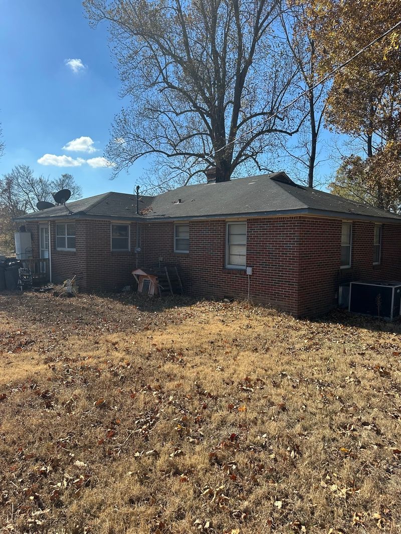 28368 State Line Rd, Ardmore, AL 35739