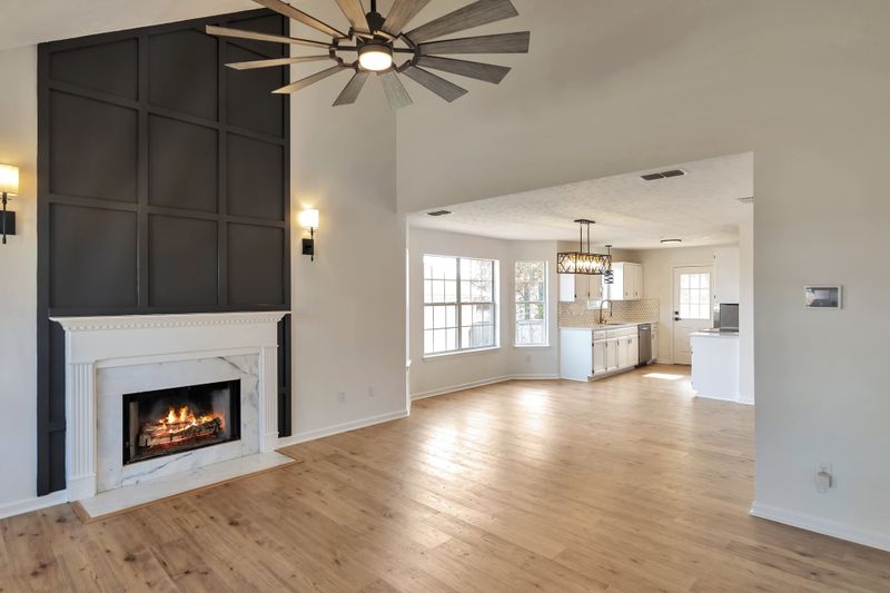 710 Forest Ridge Dr, La Vergne, TN 37086