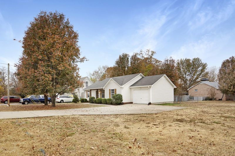 705 Mason Tucker Dr, Smyrna, TN 37167
