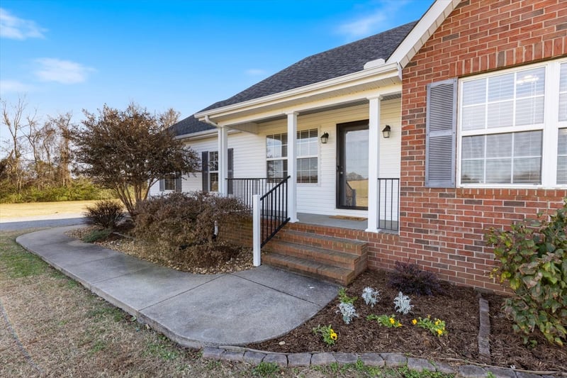 4923 Midland Fosterville Rd, Bell Buckle, TN 37020
