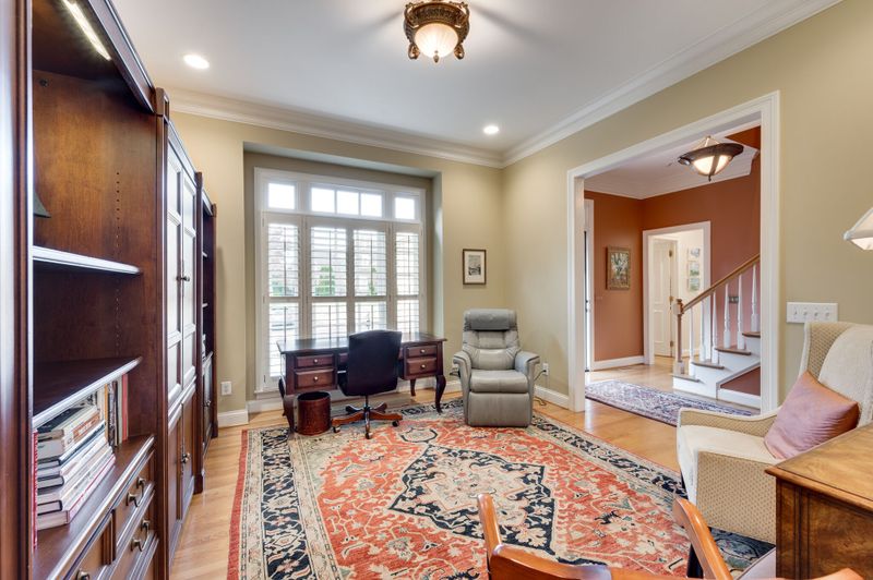 427 Prestwick Ct, Nashville, TN 37205
