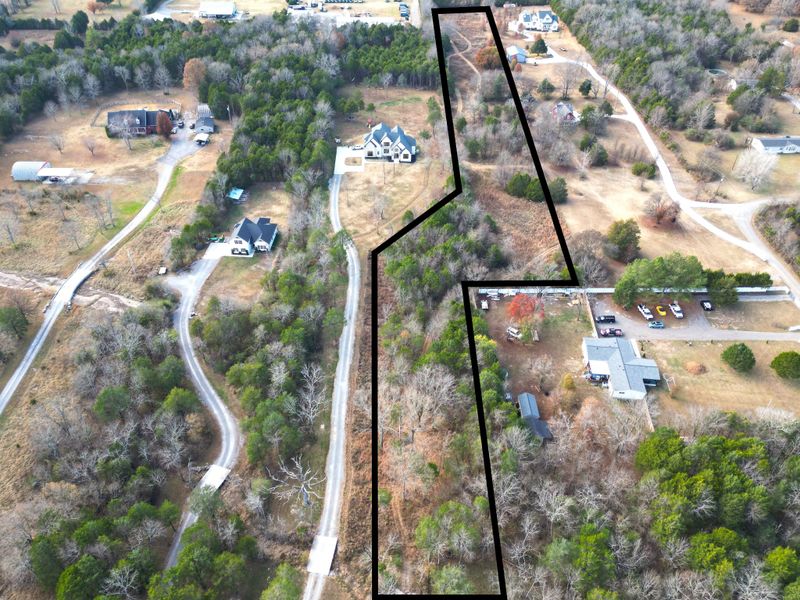 2600 Lone Oak Rd, Mount Juliet, TN 37122