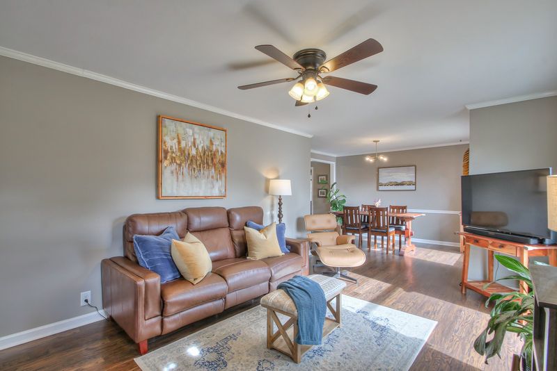 516 Southcrest Dr, Nashville, TN 37211