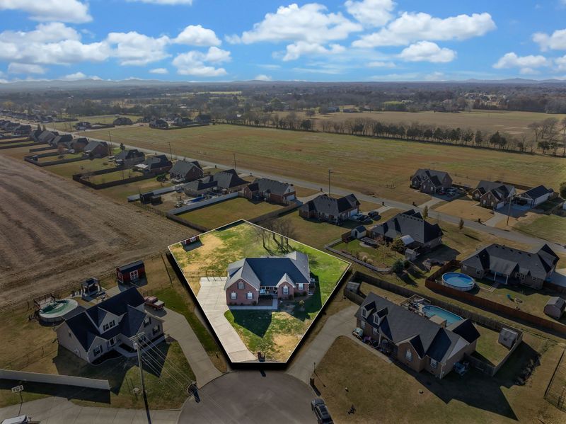 903 Nimbus Ln, Murfreesboro, TN 37127