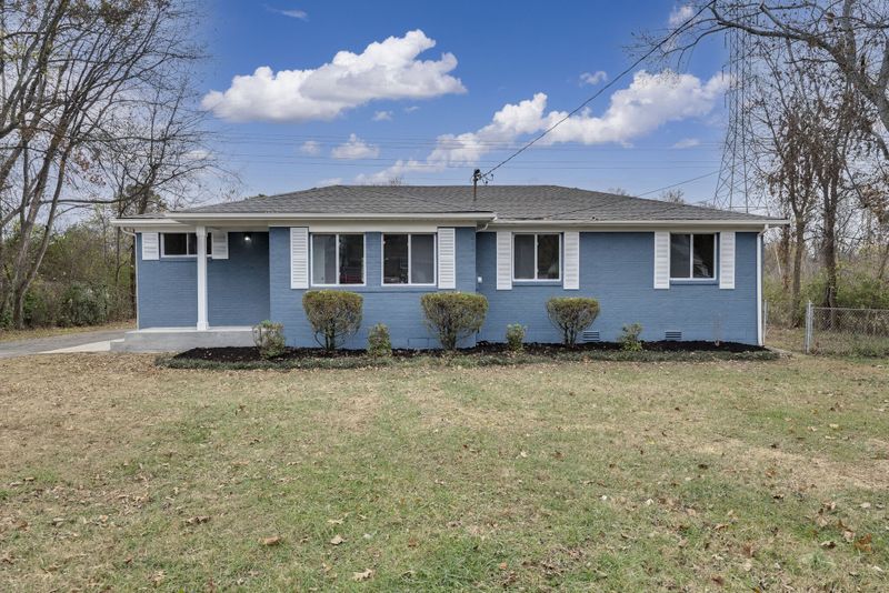 1306 Diana St, Murfreesboro, TN 37130