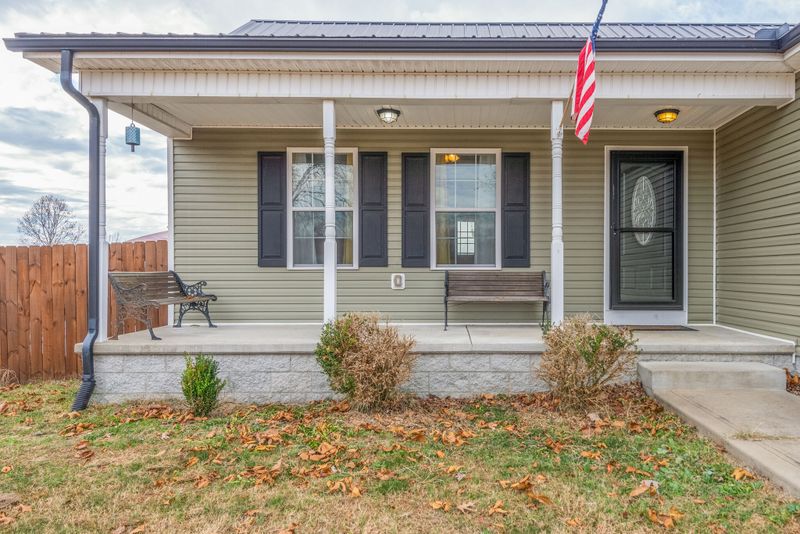 608 Murrell Rd, Dickson, TN 37055