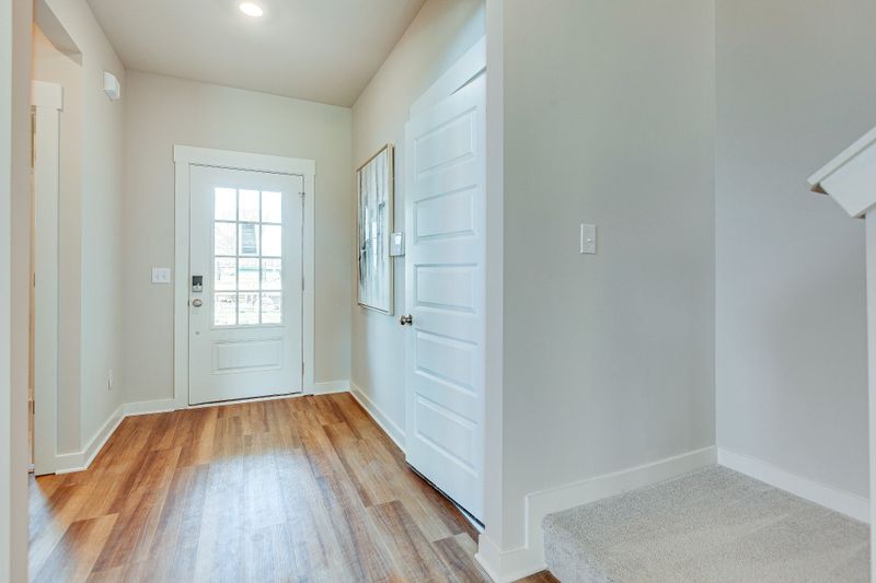 2806 Sage Meadows St, Columbia, TN 38401