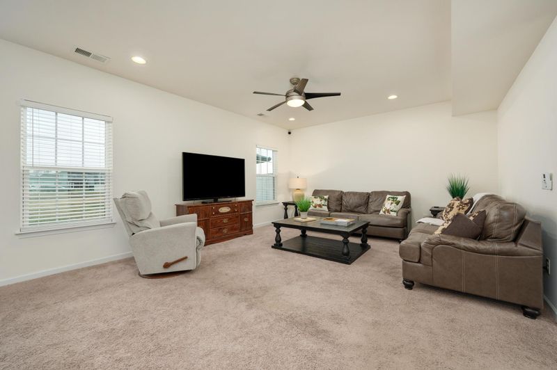 2809 Bluestem Ln, Murfreesboro, TN 37128