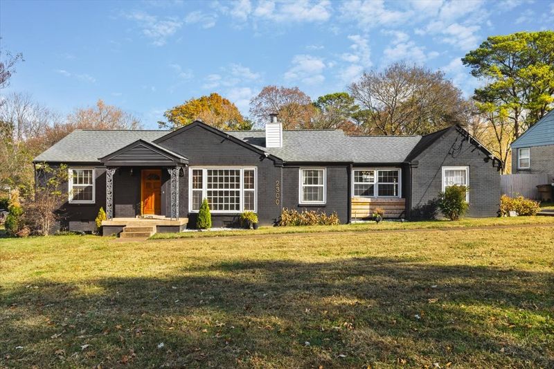 2300 Deerwood Dr, Nashville, TN 37214