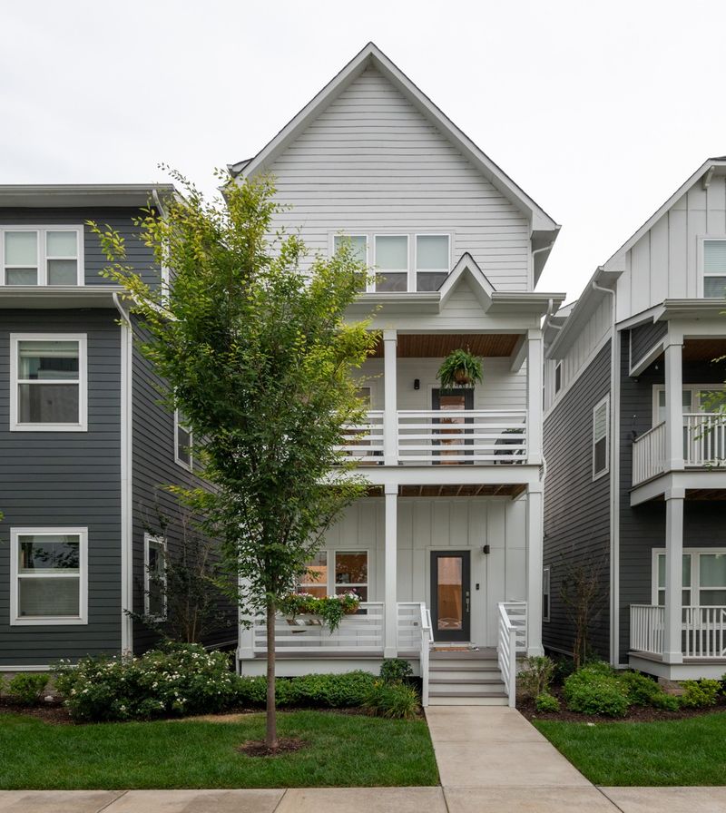 1633 54th Ave N #14, Nashville, TN 37209