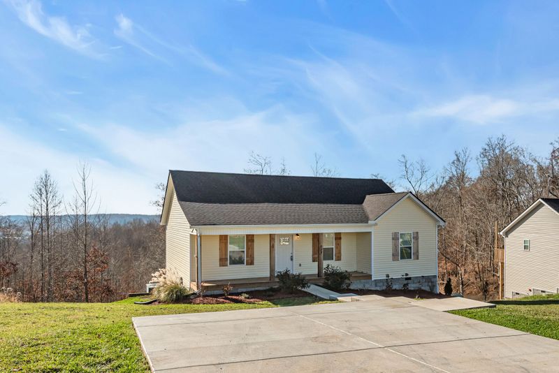 829 Skyview Dr, Ashland City, TN 37015
