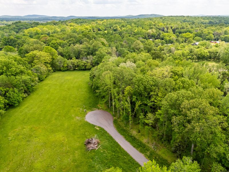 9029 Possum Trot Trl, College Grove, TN 37046