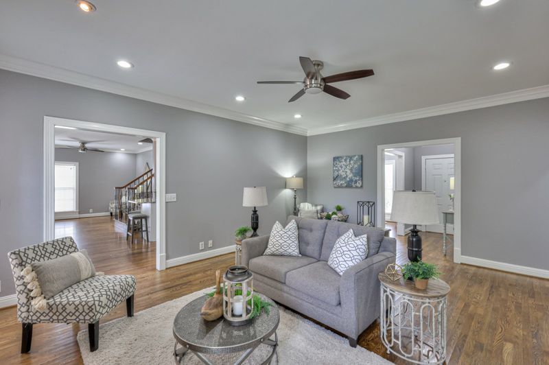 351 Veterans Pkwy, Murfreesboro, TN 37128