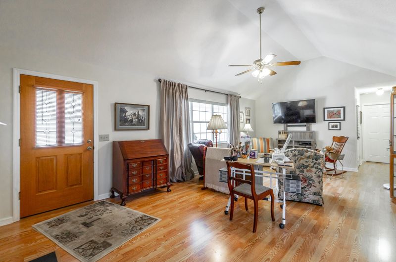 51 Summer Dr, Ringgold, GA 30736