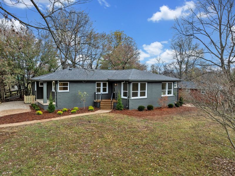 5315 Anchorage Dr, Nashville, TN 37220