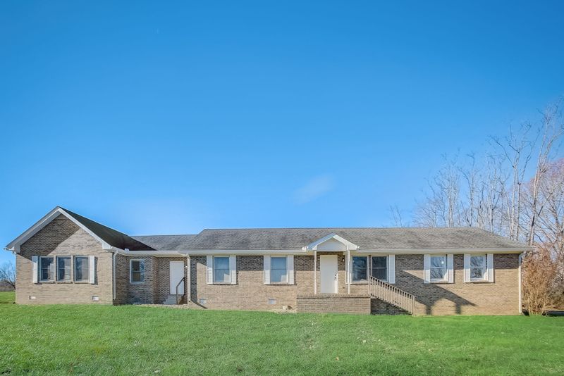 3095 Burr Rd, Springfield, TN 37172