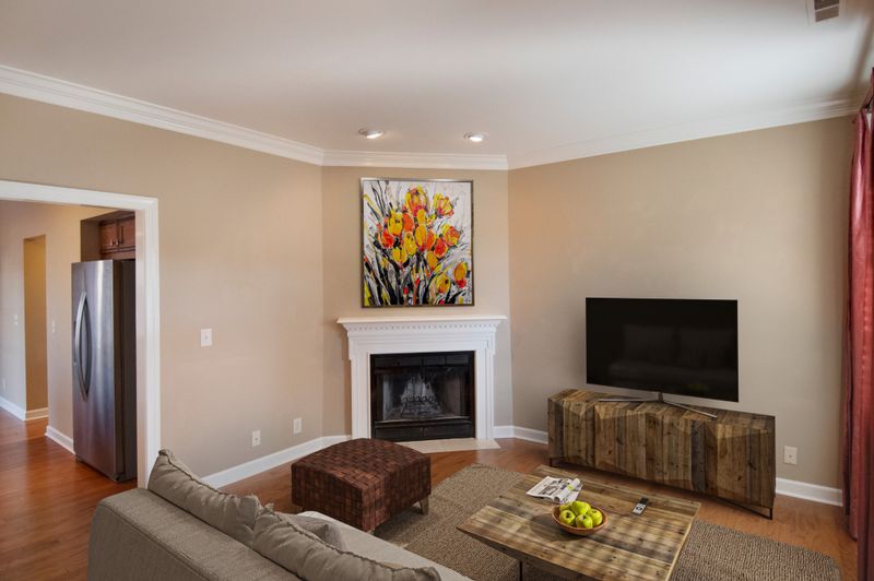 228 4th Ave N #1, Franklin, TN 37064