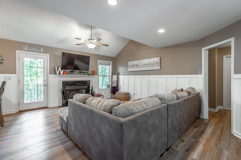 1106 Ridgeleigh Cir, Dalton, GA 30720