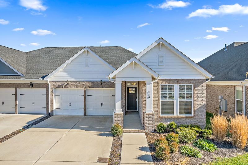 110 Saddlewood Ln, Hendersonville, TN 37075
