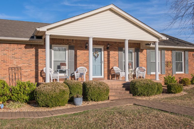 516 Shiloh Cir, Columbia, TN 38401