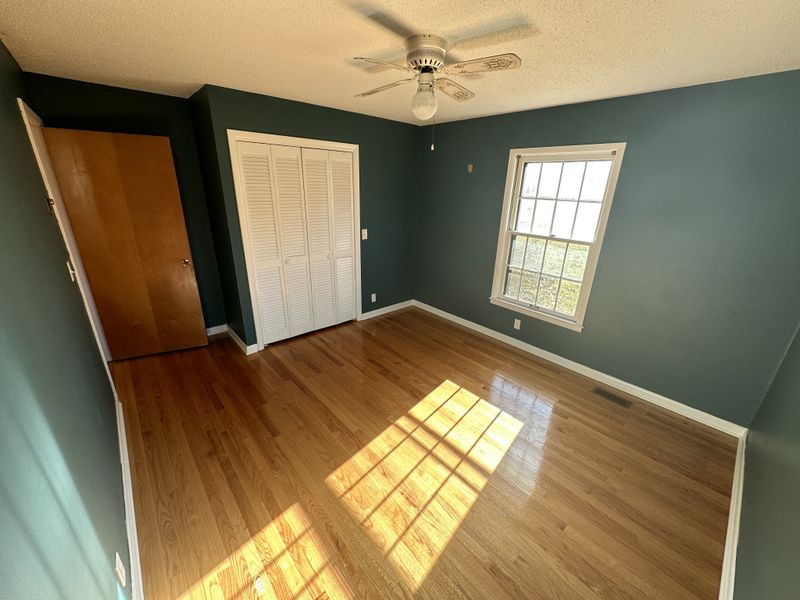 1923 Bartway Dr, Murfreesboro, TN 37130